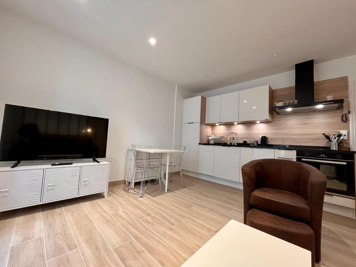 Appartement Lumineux 2 Pieces, Coeur De Saint-Jean-De-Luz, Proche Plage Et Commerces, Avec Wifi - Fr-1-239-1002 Esterno foto